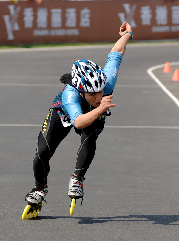Inline skate wheels